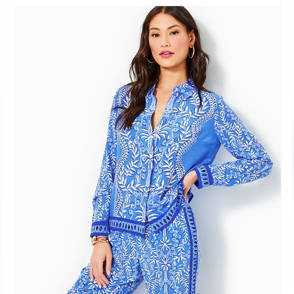 Lilly Pulitzer Tops - LILLY PULITZER KIRAN BUTTON DOWN SILK BLUE PRINTED BLOUSE SIZE LARGE